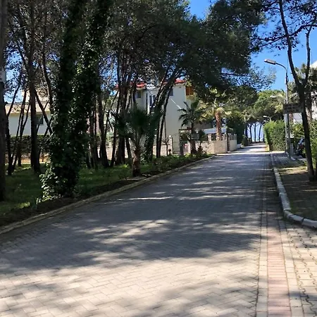 Hotel Diell Complex , Qerret *