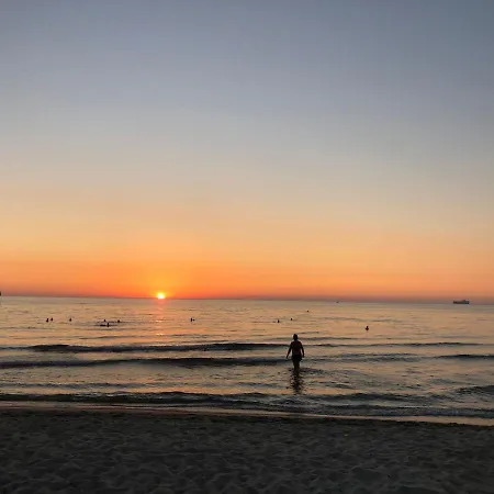 Diell Complex , Qerret Otel Golem (Tirana)